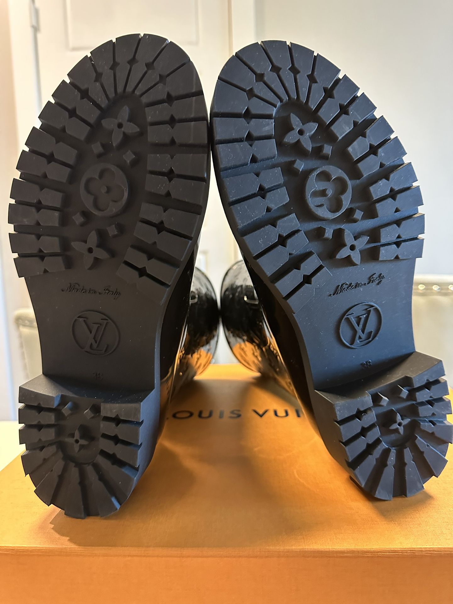 Louis Vuitton Black Rain Boots – thankunext.us