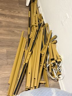 Queen bed frames for free