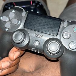 PS4 