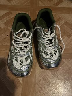 Bottega Venneta size 10