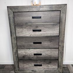 Modern Tall 5 Wide Dovetail Drawers Dresser Gray Wood