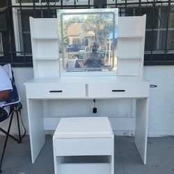 Vanity Desk