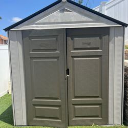 Large, Barely Used Shed