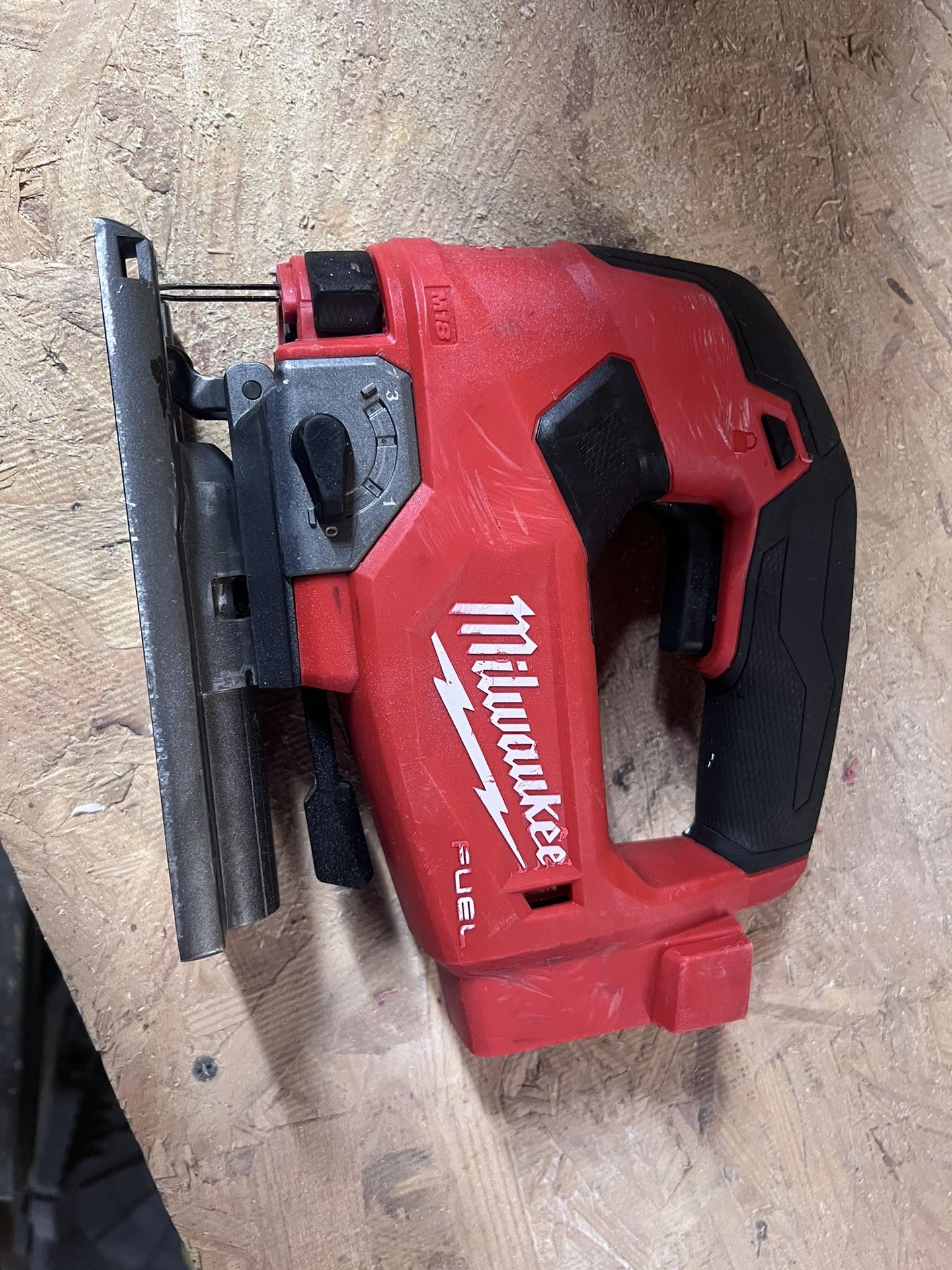 Milwaukee M18