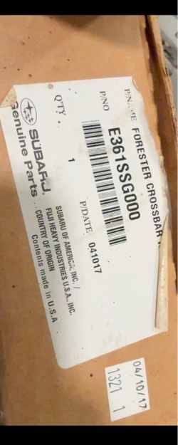 New/open-box Genuine Subaru OEM Aero Crossbar Set.