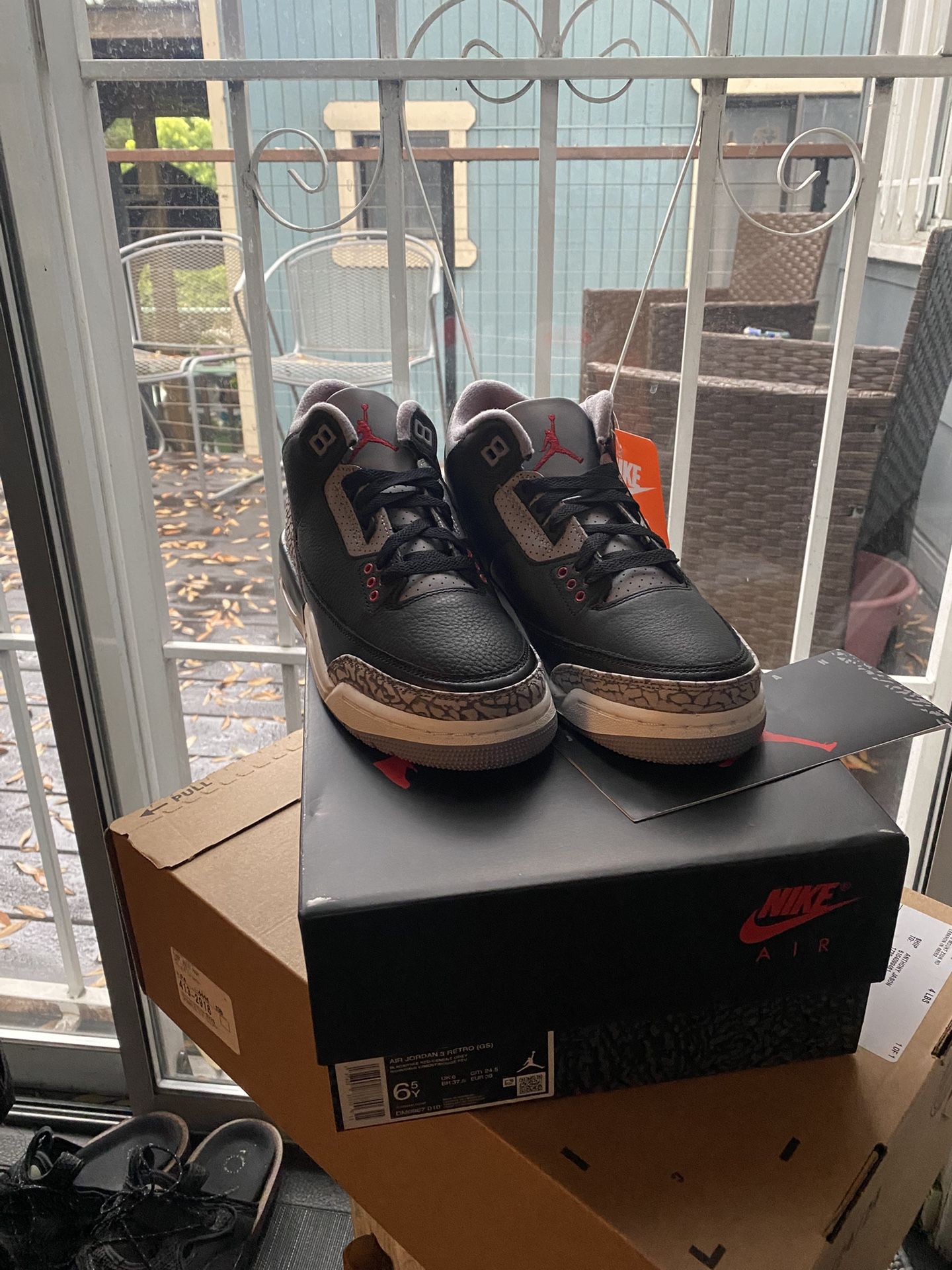 Jordan 3 Black Cement