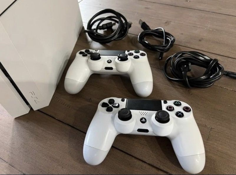 Sony PS4 Pro Console