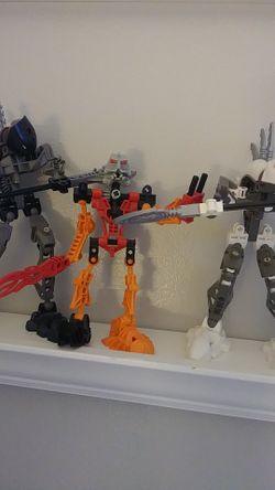 3 LEGO BIONICLE TECHNIC BOTS