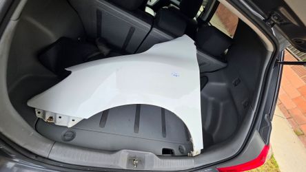 Toyota matrix fender