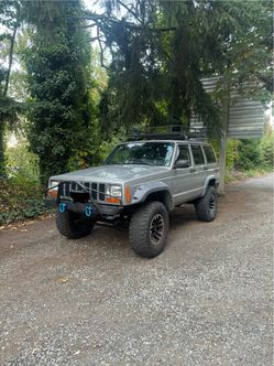 2000 Jeep Cherokee