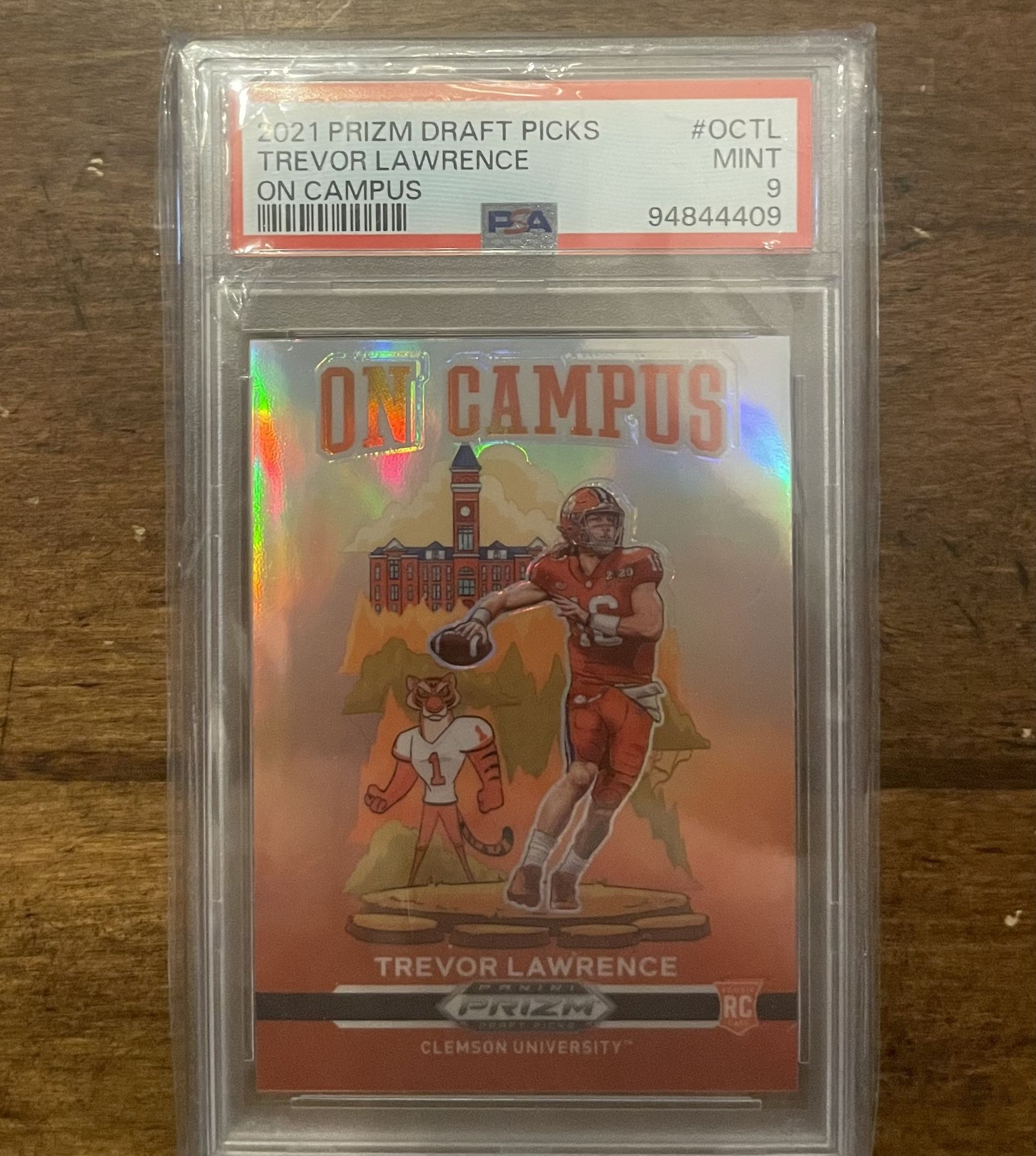 2021 Prizm Draft Picks, Trevor Lawrence In Campus PSA 9