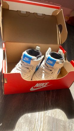 NIKE infant shoes