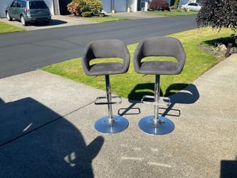 Adjustable barstools