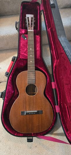 1920s no branding Parlor Guitar