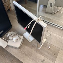 Old Mac Apple Computer