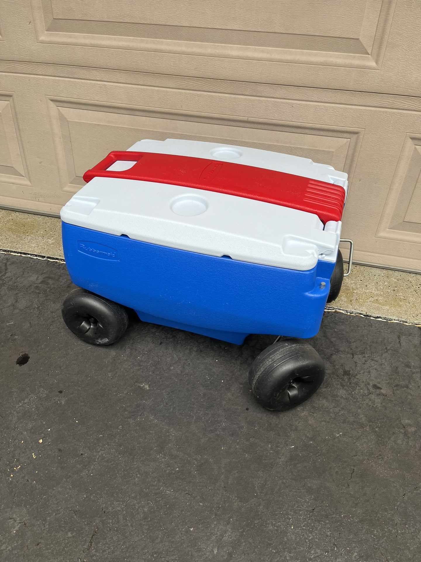 Rubbermaid Cooler Model 1860- Rare Find Vintage