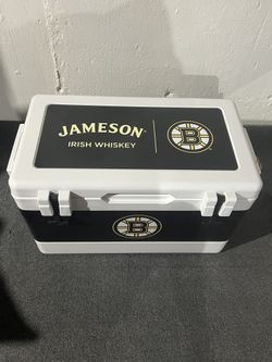 Boston Bruins Insulated Cooler