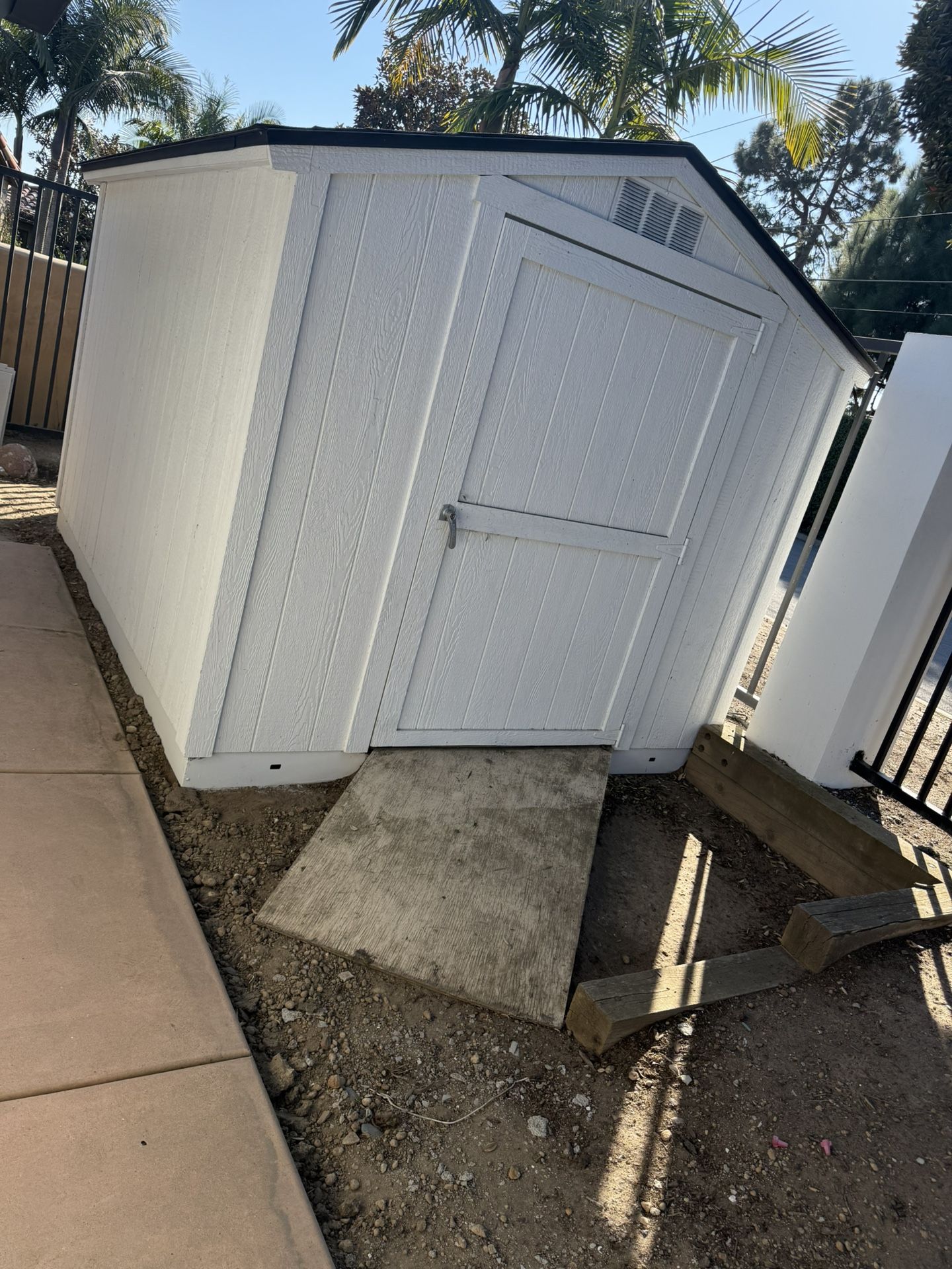 outdoor shed 