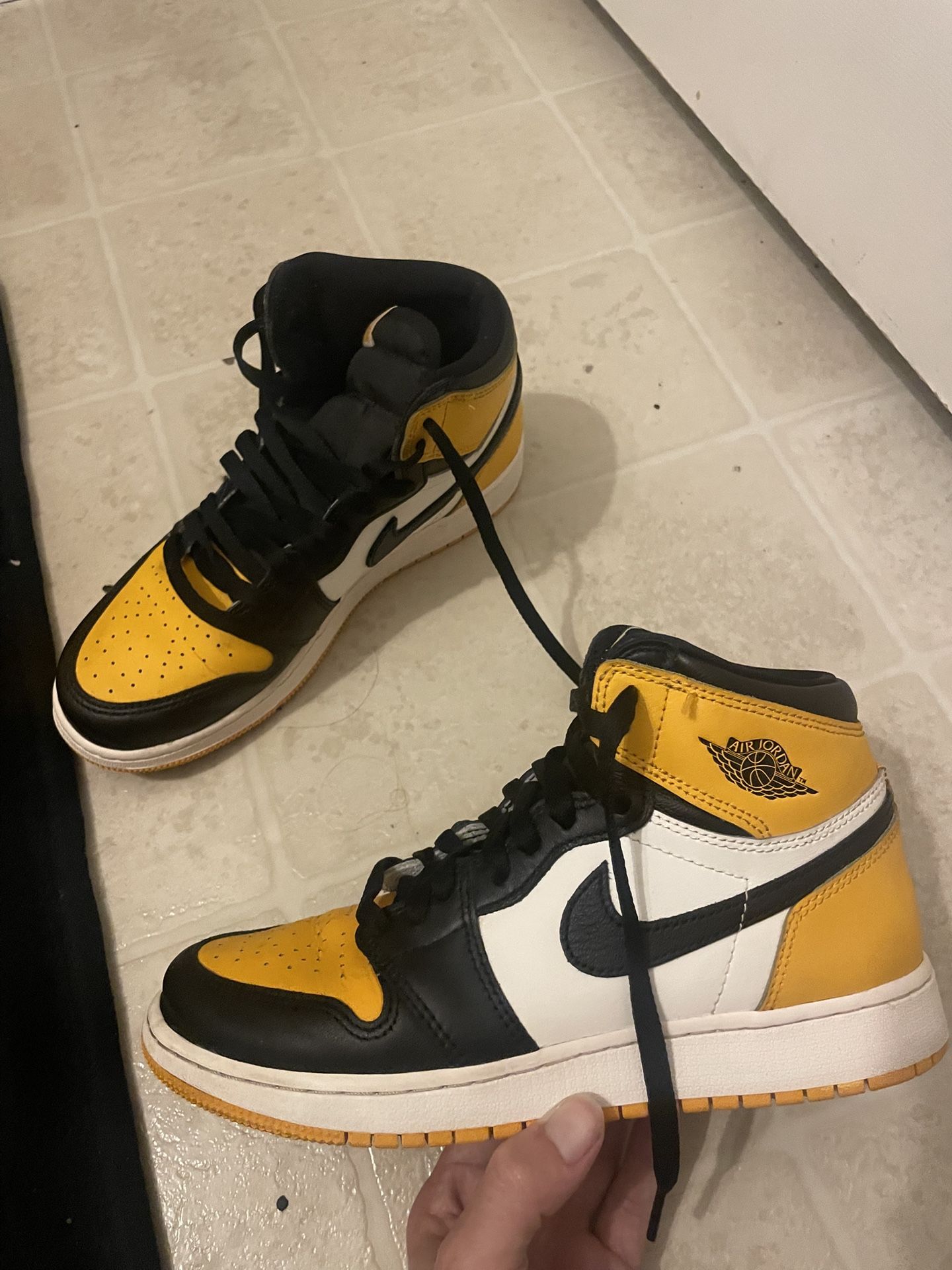 Taxi AJ1’s 