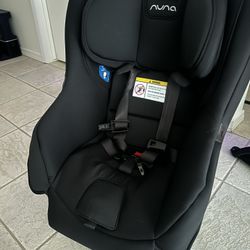 Nuna Five point Harness Car seat 