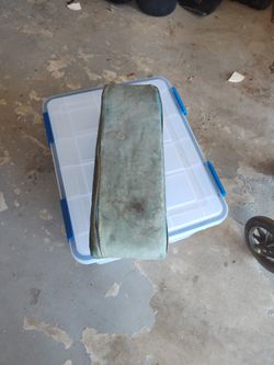 VW.Notch Arm Rest For Rear Seat