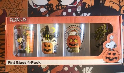 Puanuts Halloween Pint Glass 4 Pack