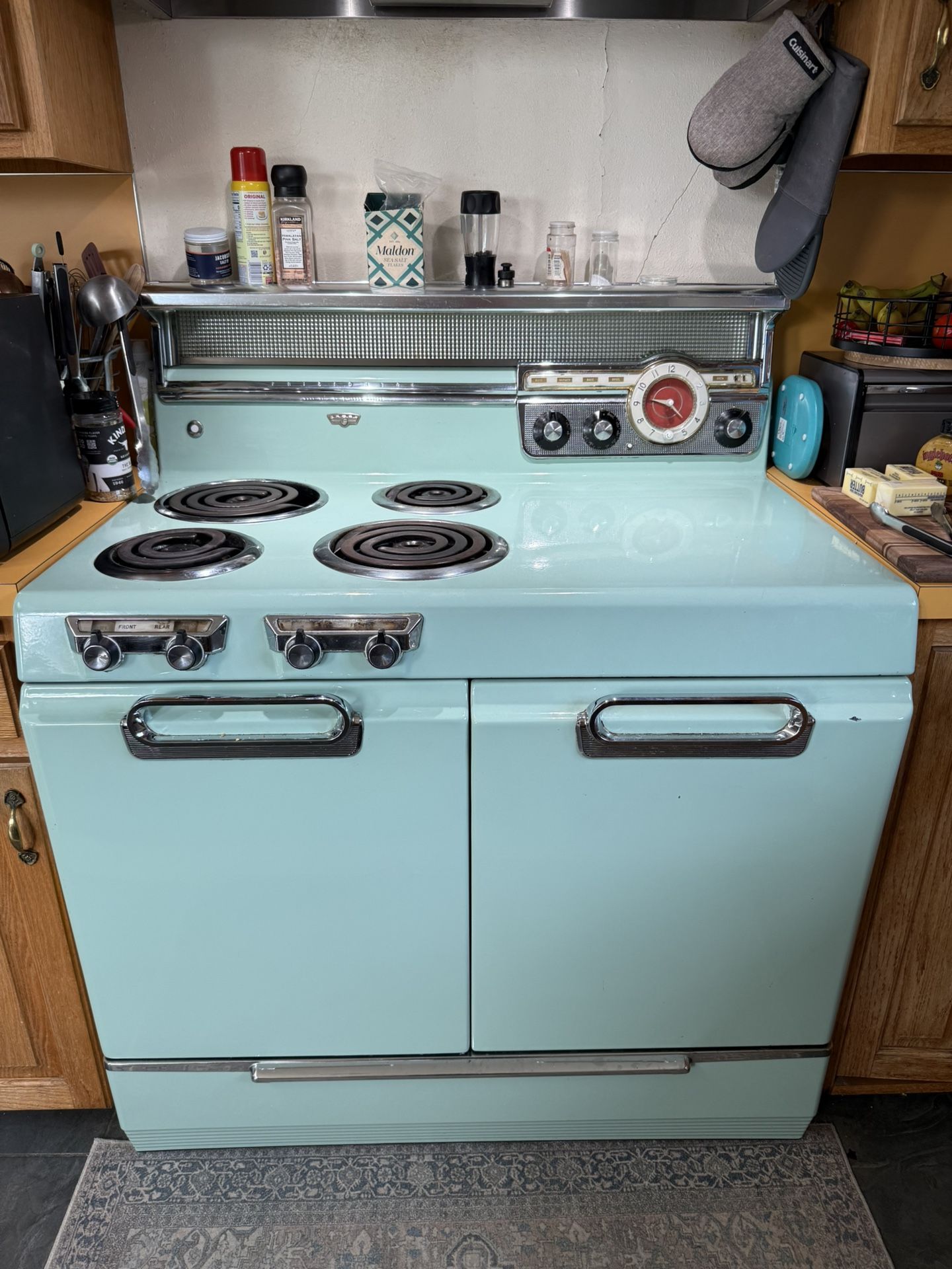 Vintage Frigidare range for free