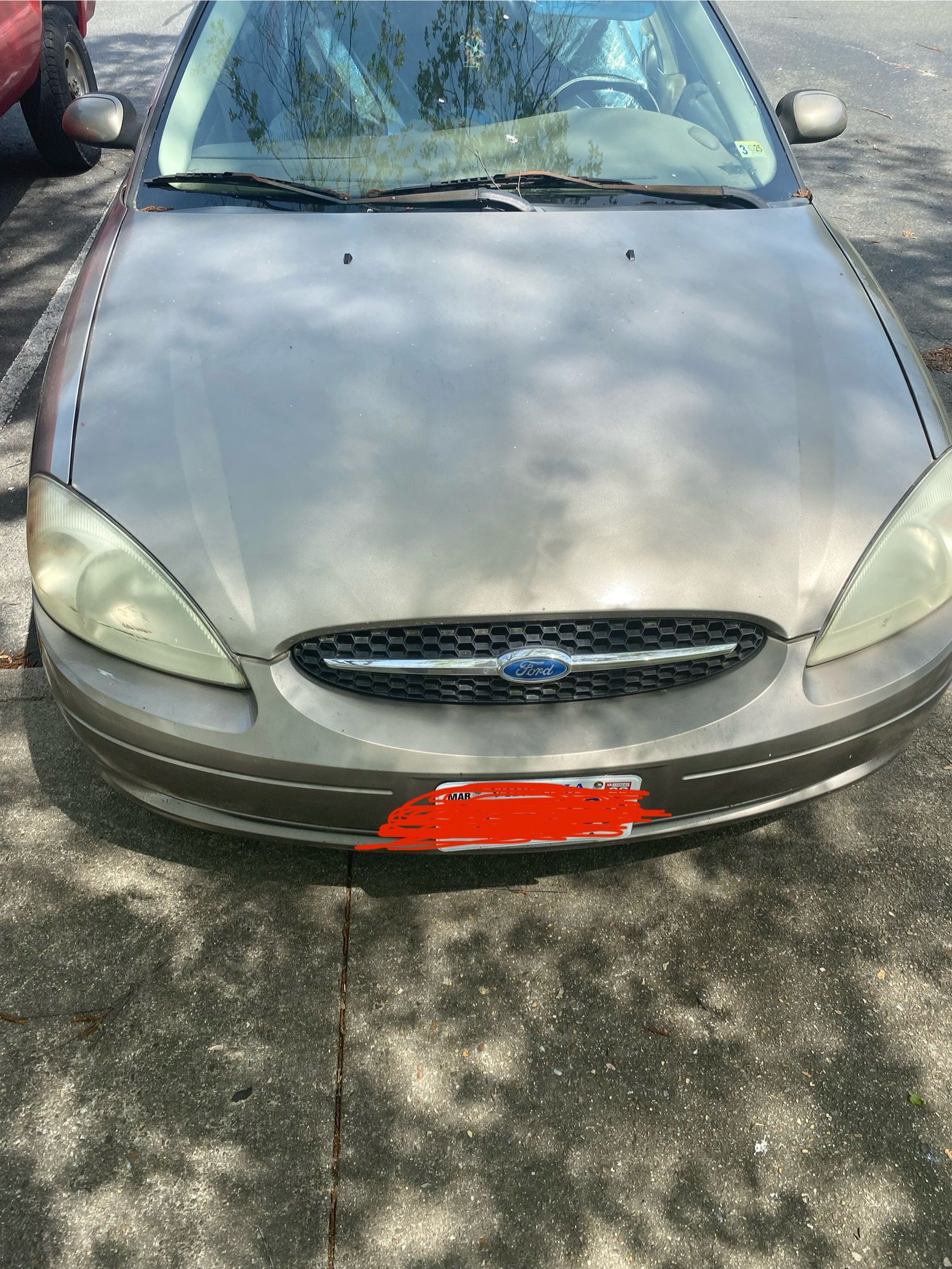 2003 Ford Taurus