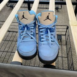 UNC Jordan 5’s