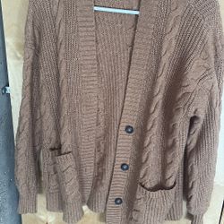 Women’s Cable Knit Cardigan