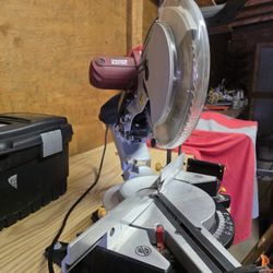 Chicago Electric Miter Saw