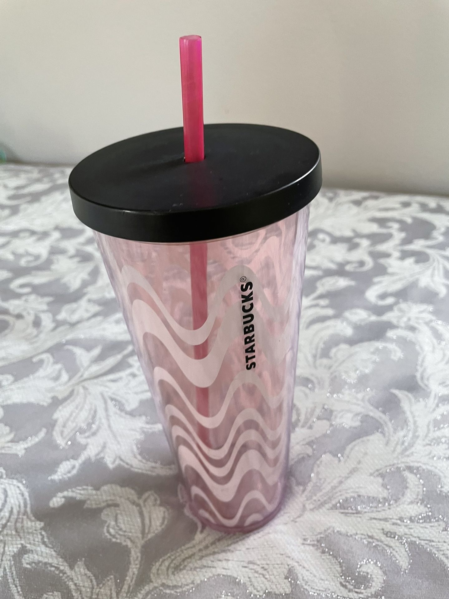 Starbucks 24oz Pink Wavy Lines Cold Cup Tumbler Spring Collection 2018