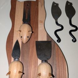 Cat & Mouse Wooden Charcuterie Board 