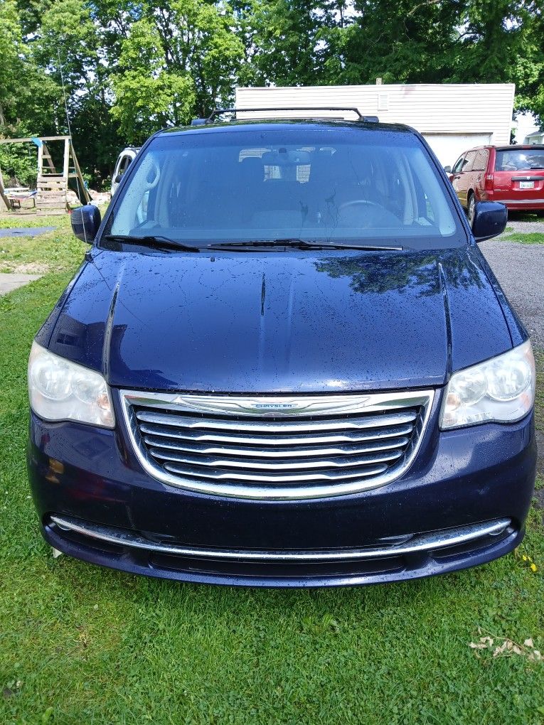 2013 Chrysler Town & Country