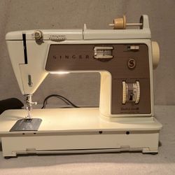 Vintage Singer Touch And Sew 758