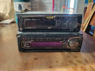 CAR RADIO