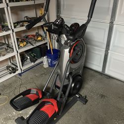 Bowflex M5 Elliptical 