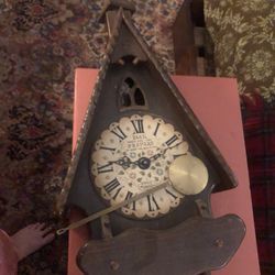 Beautiful Eight Day Movement New England Clock Company Wall Clock