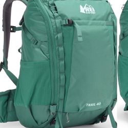 REI Co-Op Trail 40 pack - XS/S Woman