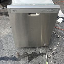 Dishwasher 