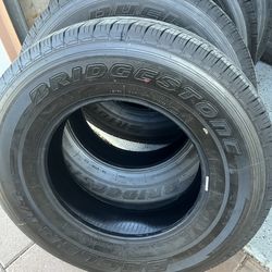 245/75/17 Brigestone Dueler tires
