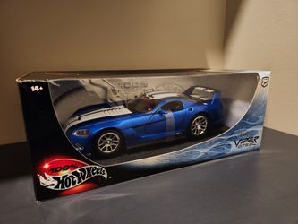 Hot Wheels Dodge Viper GTS R 1:18 Diecast