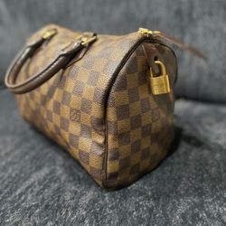 Authentic LV Purse Speedy 25 
