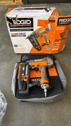 RIGID Pneumatic 16-Gauge 2-1/2 in. Straight Finish Nailer with CLEAN DRIVE Technology