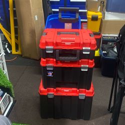 CRAFTSMAN VERSASTACK 17-in W x 30.9-in H x 20.15-in D Red and Black Plastic/Metal Rolling Tool Box