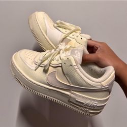 Nike Sneakers 