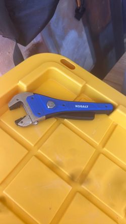 Kobalt Adjustable Pipe Wrench
