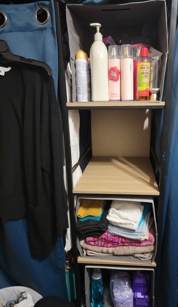 Standing Closet with shelves