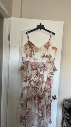 Beautiful party long dress size xl great condition $15