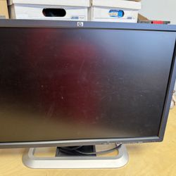 HP LP 2475w Monitor $35